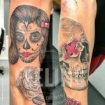 Tatouage sur le bras, catrina, roses, tête de mort